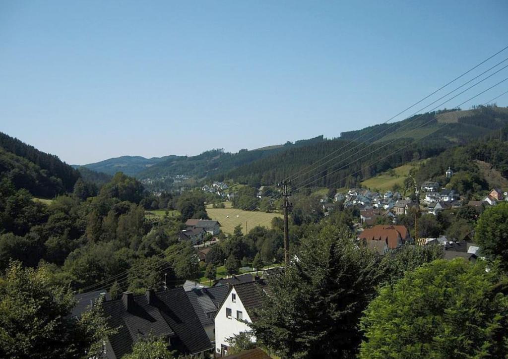 Ferienwohnung Haus Sonnenschein Lennestadt Exterior foto